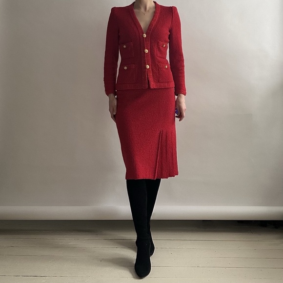 Vintage 80's Designer Adolfo Red Bouclé Wool Set with Lady Jacket & Skirt - Picture 4 of 12